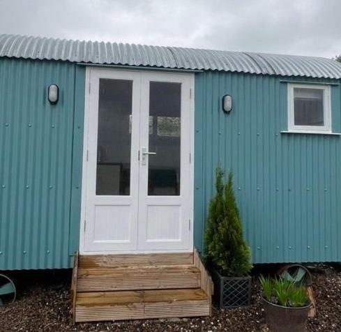 Wee Shepherds Hut Maybole Villa Exterior photo